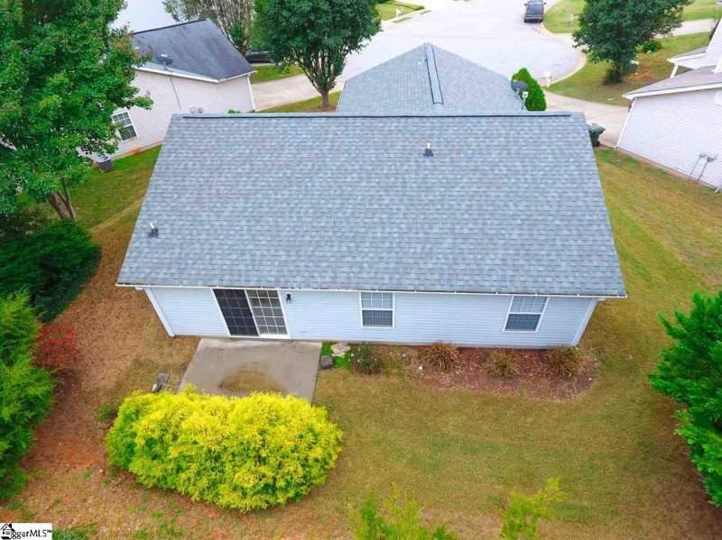 Property image 2 at 19 Laurelhurst Court, Greer, SC 29650-5113