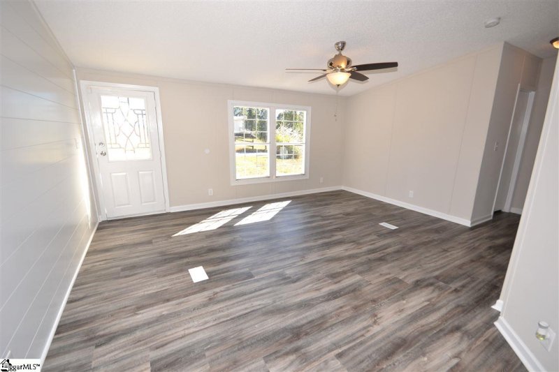 Property image 2 at 313 Walnut Crest Court, Fountain Inn, SC 29644