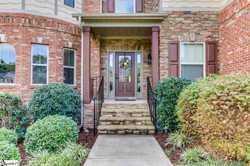 Property image 2 at 230 Tuxedo Lane, Greer, SC 29651