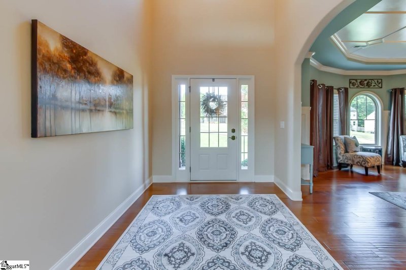 Property image 3 at 230 Tuxedo Lane, Greer, SC 29651