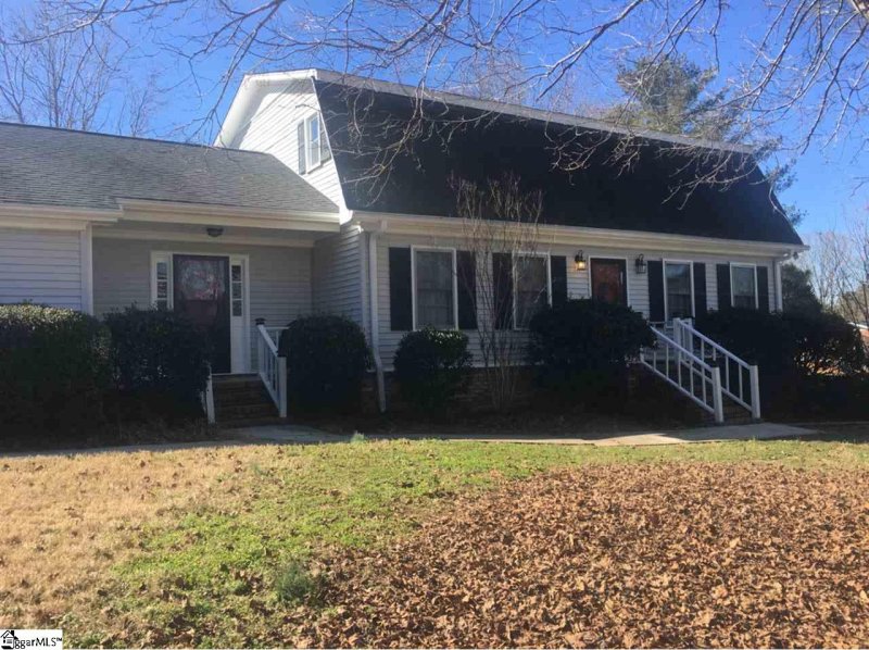 Property image 2 at 307 Timbrooke Way, Easley, SC 29642