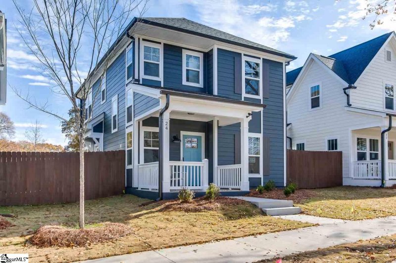 Property image 2 at 24 Ridgeway Avenue, Greenville, SC 29607