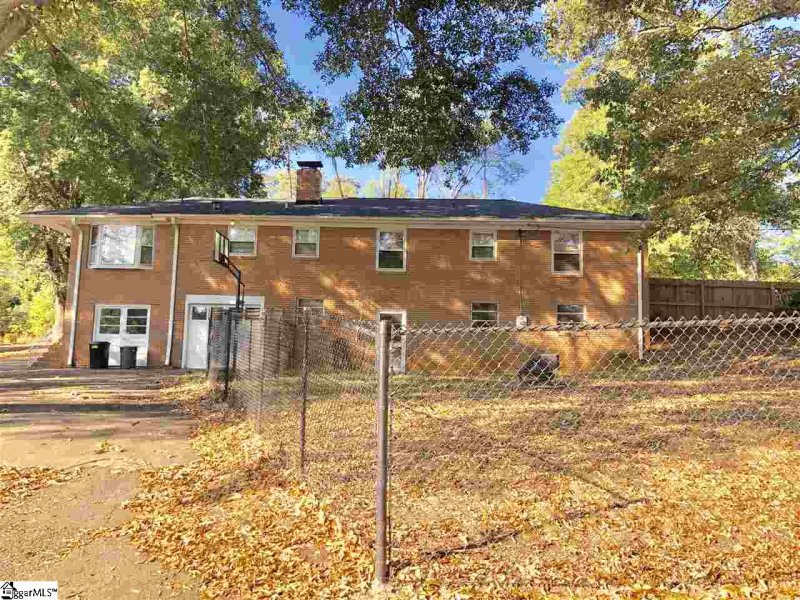 Property image 3 at 603 S E Street, Easley, SC 29640