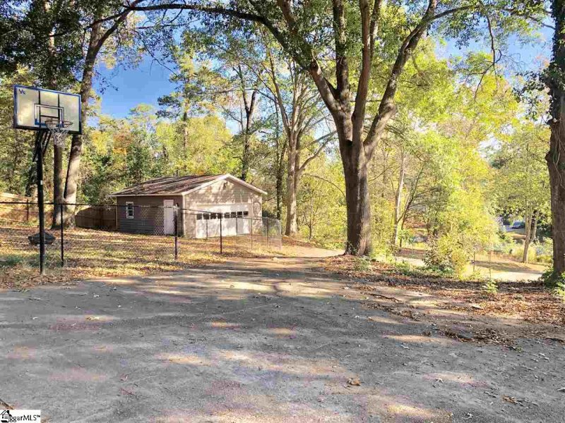 Property image 4 at 603 S E Street, Easley, SC 29640