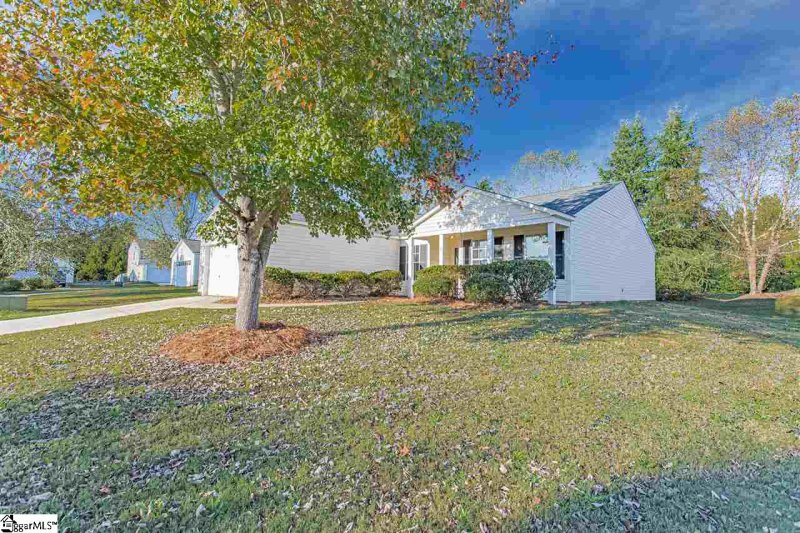 Property image 3 at 3 Glassglenn Drive, Simpsonville, SC 29681