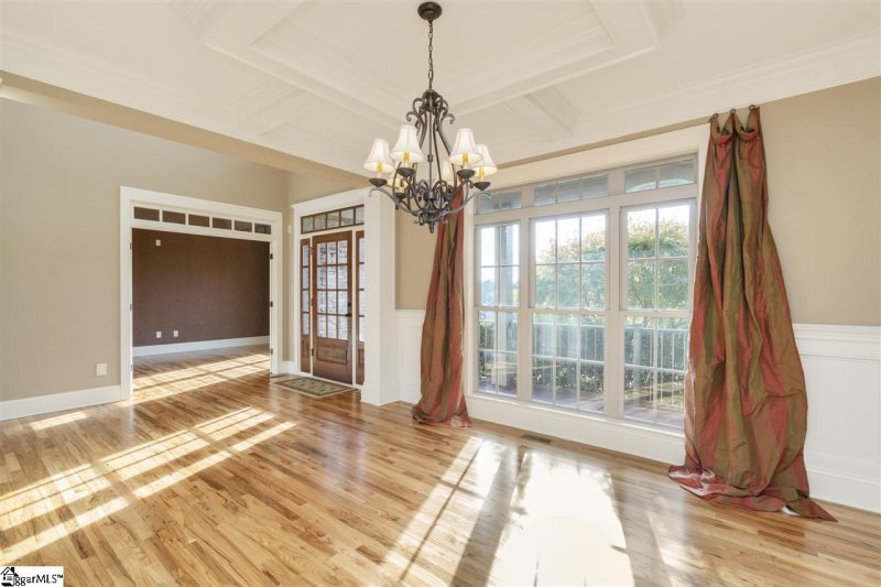 Property image 4 of 17 Kingsway Court in Griffith Farm, Greer, SC 29651