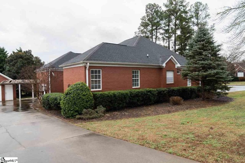 Property image 3 at 104 Lakewinds Boulevard, Inman, SC 29349