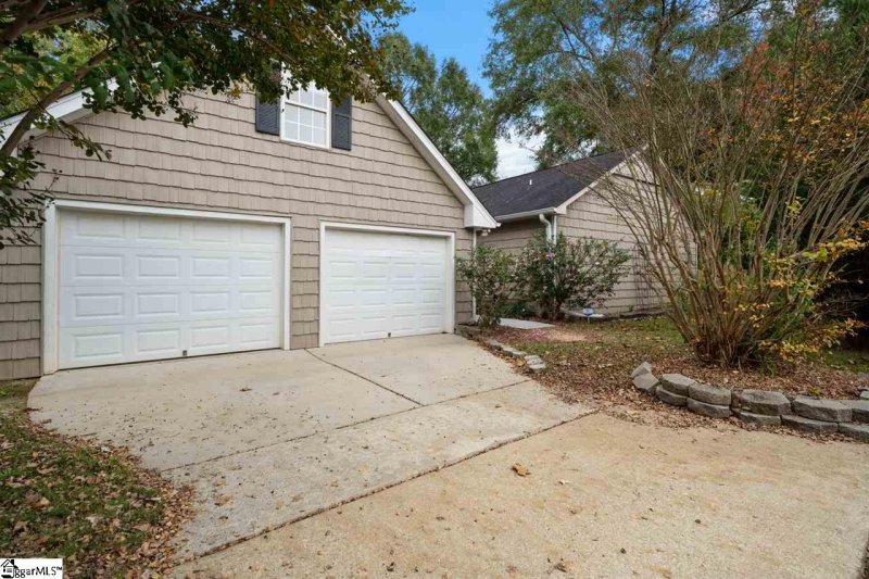 Property image 2 at 4953 Bridle Path Lane, Greenville, SC 29615
