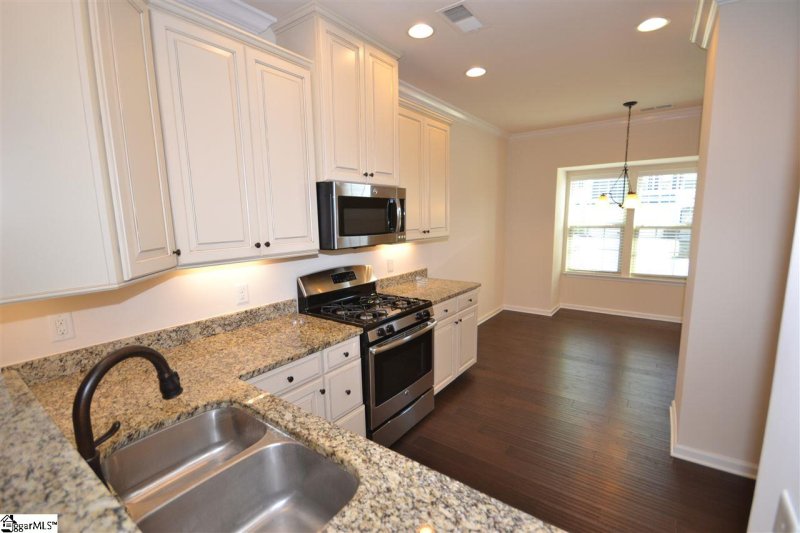 Property image 2 at 344 Bellerive Drive, Duncan, SC 29334-8732