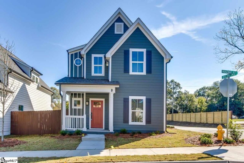 Property image 2 at 20 Ridgeway Avenue, Greenville, SC 29607