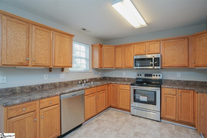 Property image 5 at 102 Lochenshire Place, Belton, SC 29627