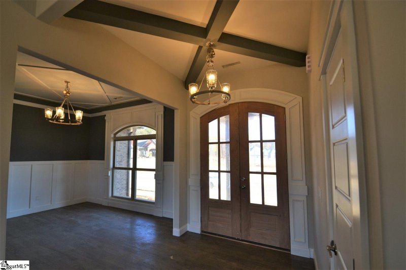 Property image 3 at 301 La Novia Court, Boiling Springs, SC 29316