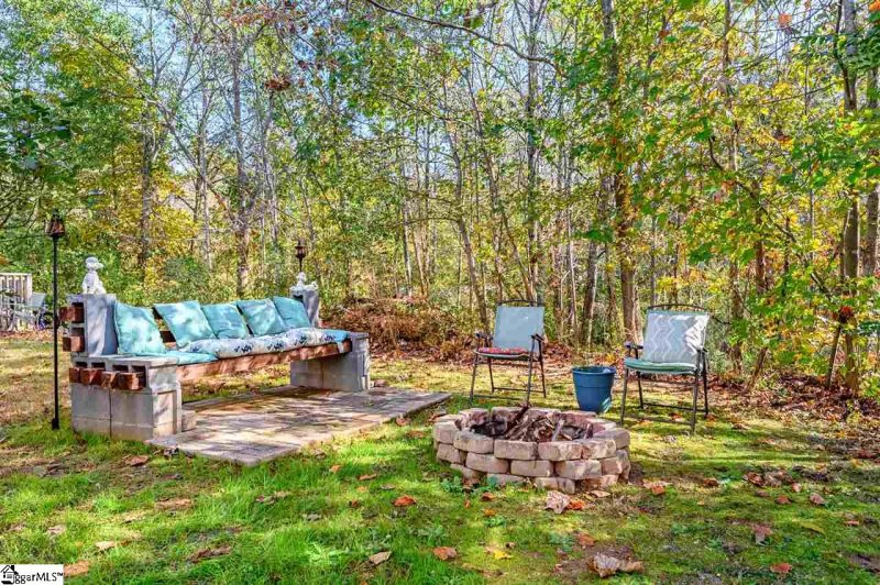 Property image 4 at 93 Birdsong Lane, Taylors, SC 29687