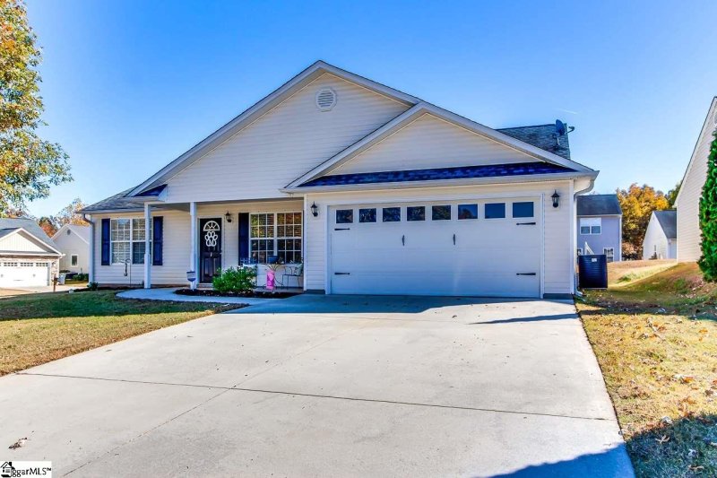 Property image 2 at 1 Apa Way, Greenville, SC 29611