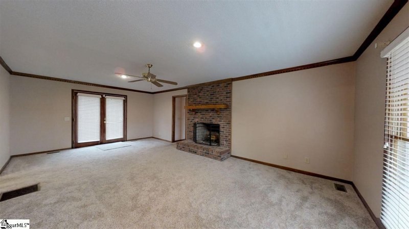 Property image 3 at 205 Foxfire Drive, Simpsonville, SC 29680