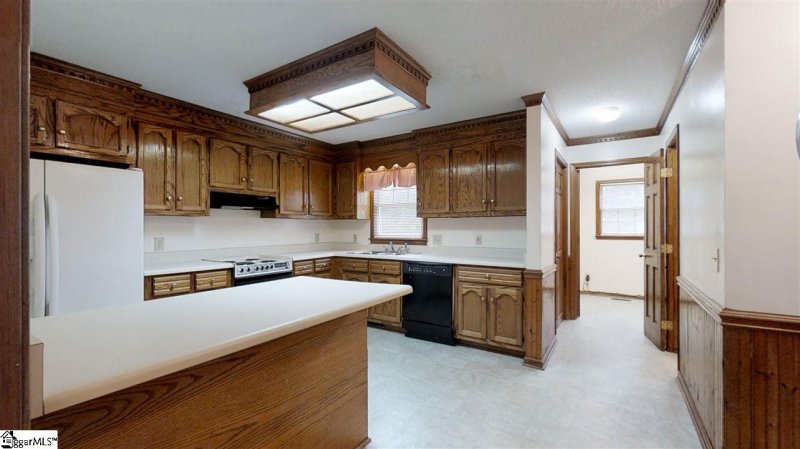 Property image 4 at 205 Foxfire Drive, Simpsonville, SC 29680