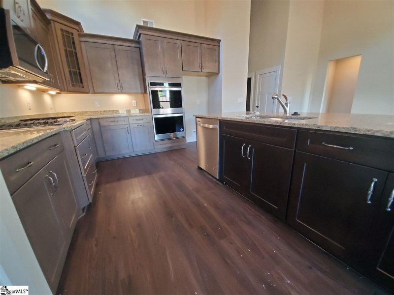 Property image 3 at 302 Kelby Street, Travelers Rest, SC 29690