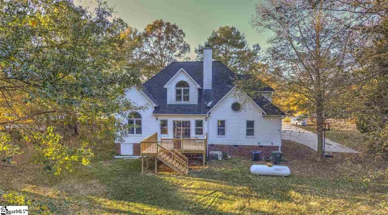 Property image 5 at 6 Lake Vista Court, Taylors, SC 29687