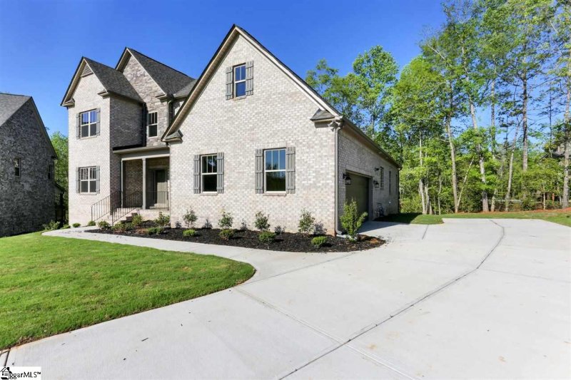 Property image 2 at 604 Rutland Court, Greer, SC 29651