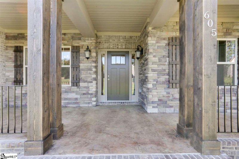 Property image 3 at 605 Rutland Court, Greer, SC 29651