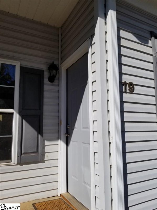 Property image 2 at 19 Huntress Drive, Greer, SC 29651