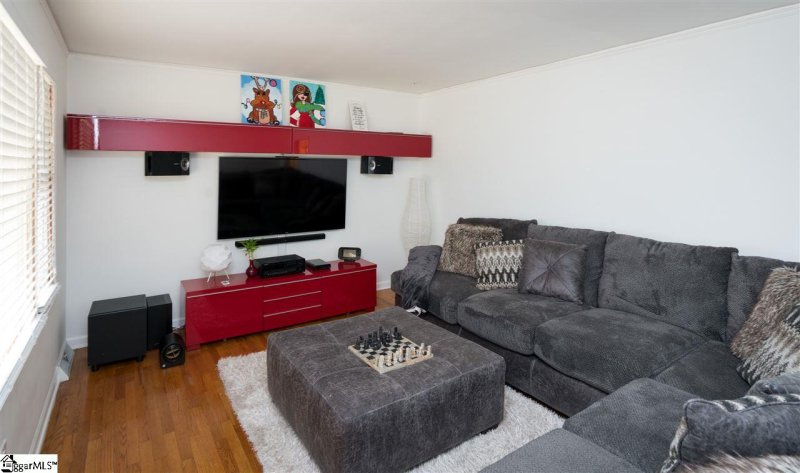 Property image 3 at 2 Leafwood Drive, Taylors, SC 29687