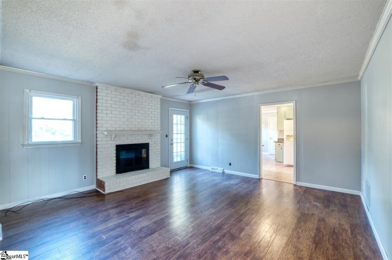 Property image 3 at 405 Holly Lane, Mauldin, SC 29662