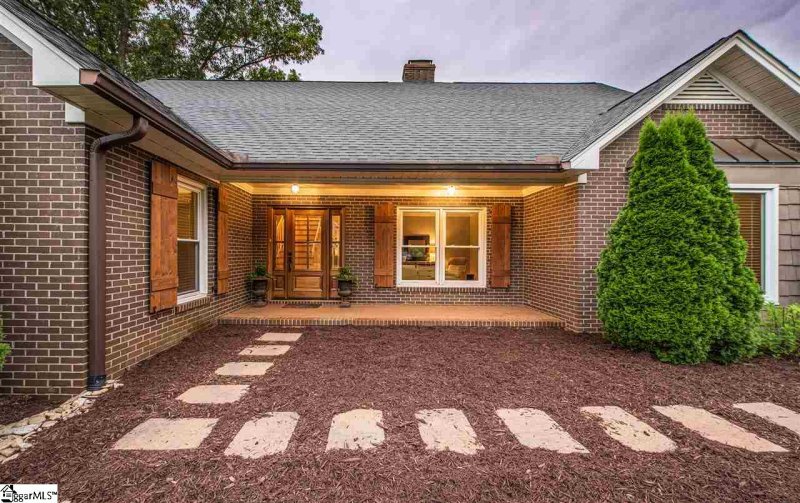 Property image 3 at 106 Summerplace Drive, Greer, SC 29650