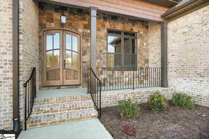 Property image 3 at 142 Enclave Drive, Greer, SC 29651