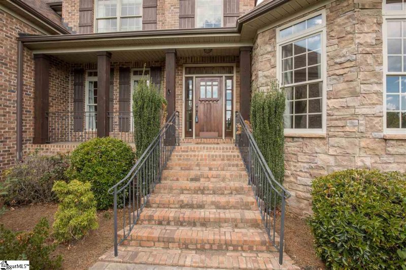 Property image 2 at 18 GRIFFITH KNOLL Way, Greer, SC 29651