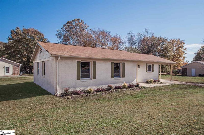 Property image 2 at 130 Sheffield Drive, Piedmont, SC 29673