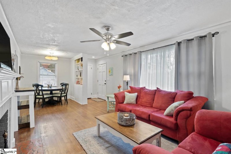 Property image 3 at 53 Vantross Lane, Greenville, SC 29607