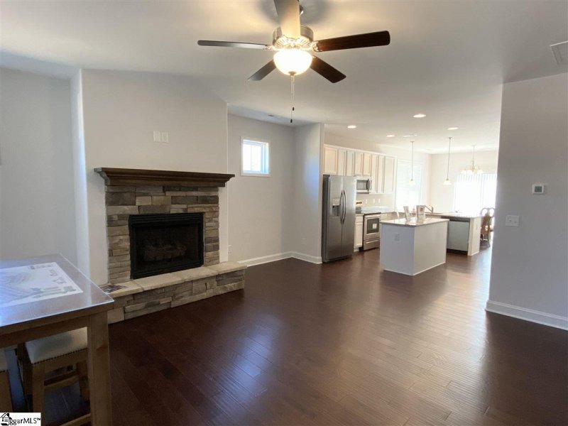 Property image 4 at 3 Creekland Way, Taylors, SC 29687