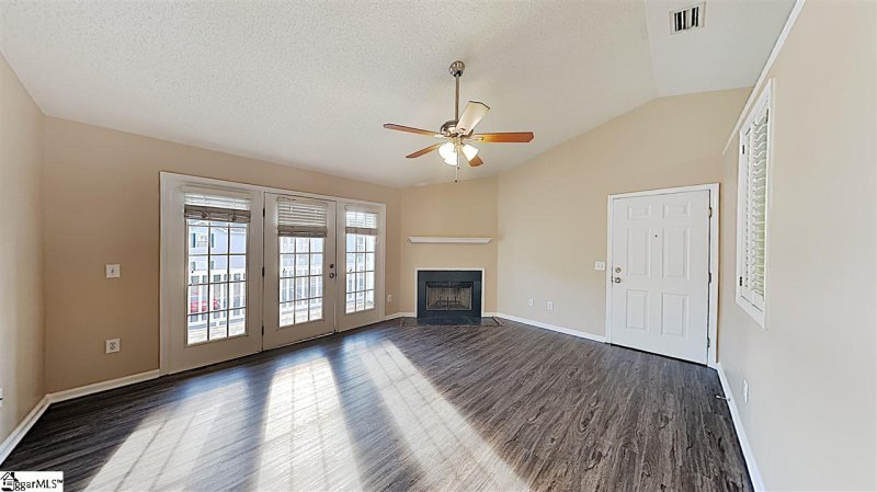 Property image 2 at 408 Pelham Square Way, Greer, SC 29650