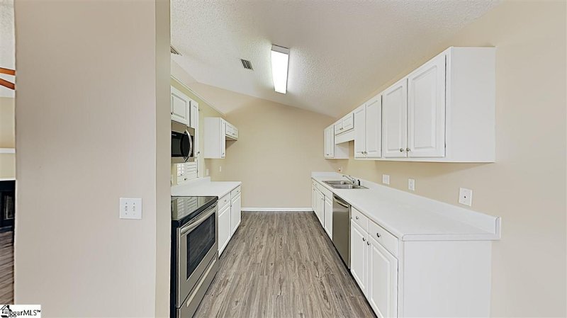 Property image 3 at 408 Pelham Square Way, Greer, SC 29650