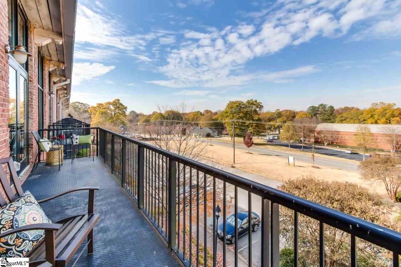 Property image 3 at 300 South Street, Simpsonville, SC 29681