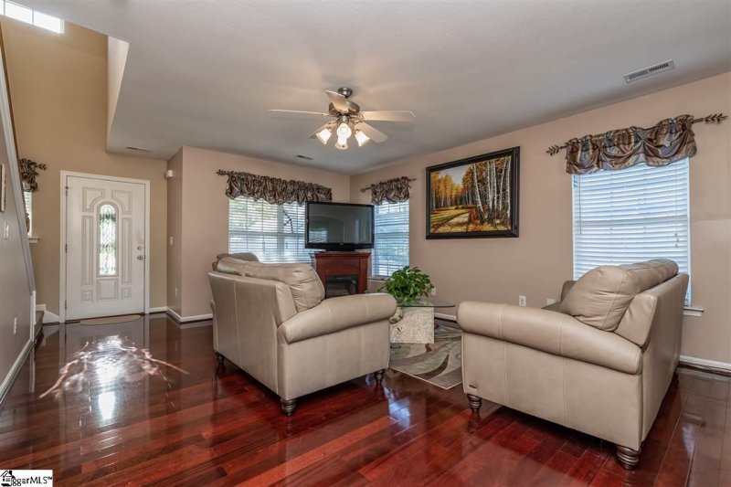 Property image 5 at 17 Jessica Way, Greer, SC 29651