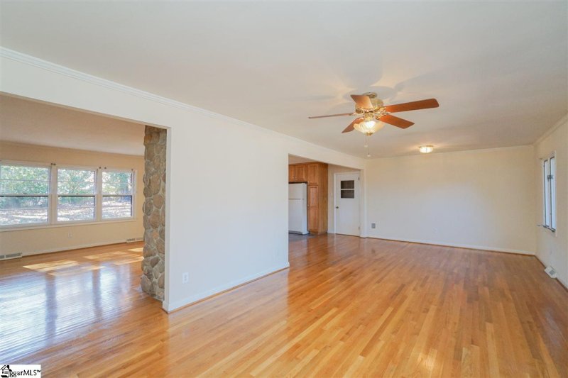 Property image 5 at 20 Ravensworth Road, Taylors, SC 29687