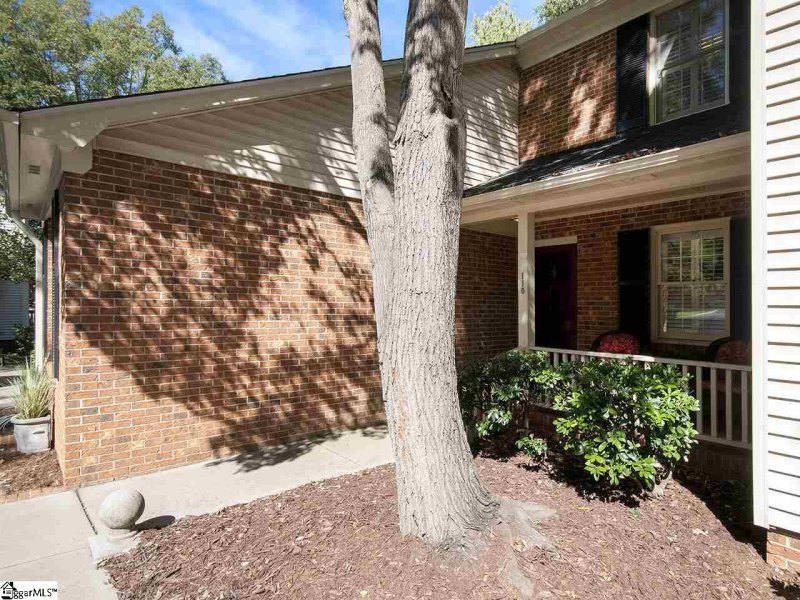 Property image 2 at 110 McDaniel Greene, Greenville, SC 29601