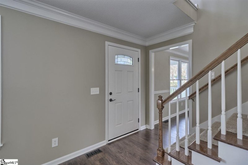 Property image 3 at 201 Mikenah Court, Easley, SC 29640