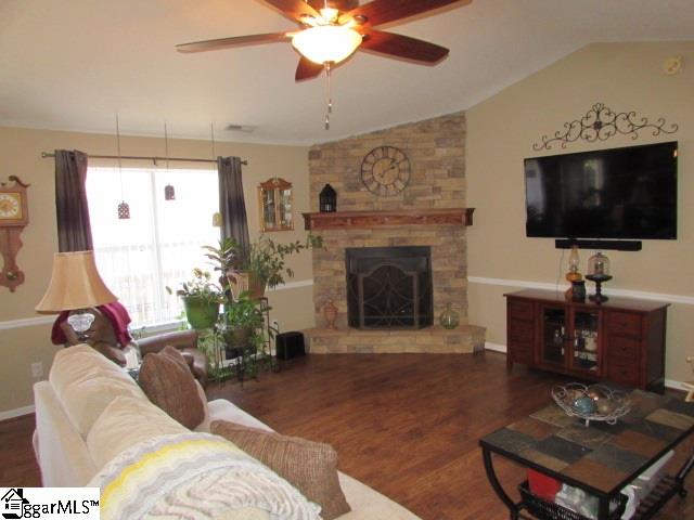 Property image 3 at 215 Cornelson Drive, Greer, SC 29651