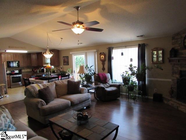 Property image 4 at 215 Cornelson Drive, Greer, SC 29651