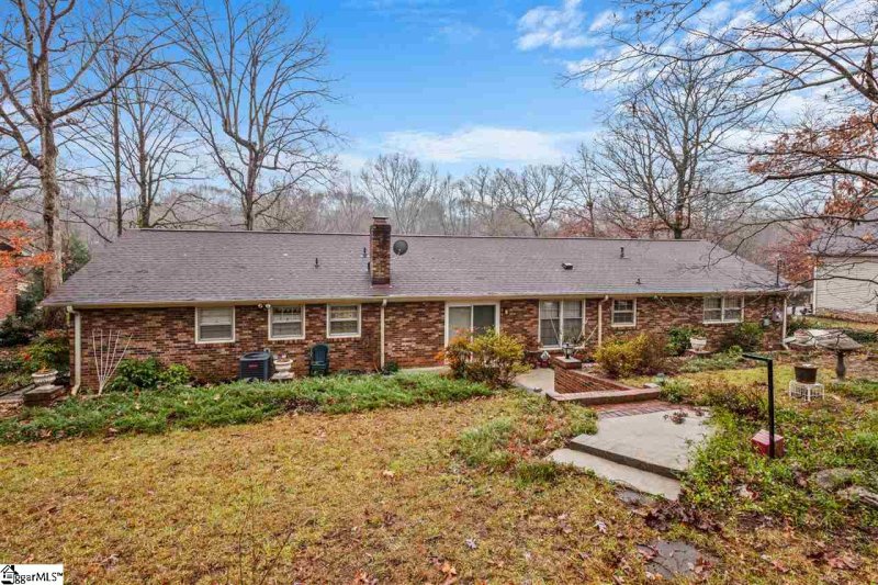 Property image 5 at 3 Old Mill Court, Taylors, SC 29687