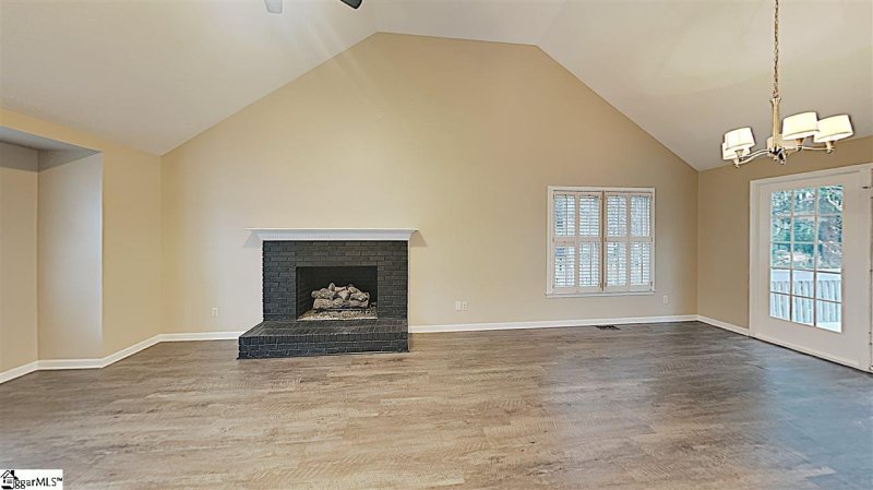 Property image 4 at 9 Rocky Ford Court, Greenville, SC 26915-6114