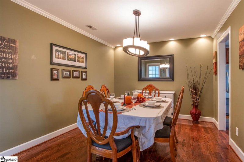 Property image 4 at 13 HICKORY HOLLOW Court, Greenville, SC 29607