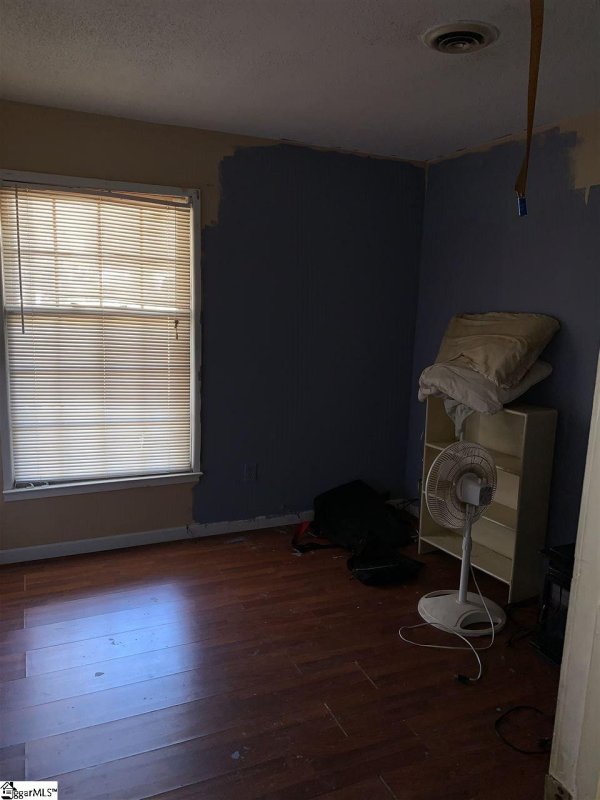 Property image 3 at 304 Boling Road, Taylors, SC 29687