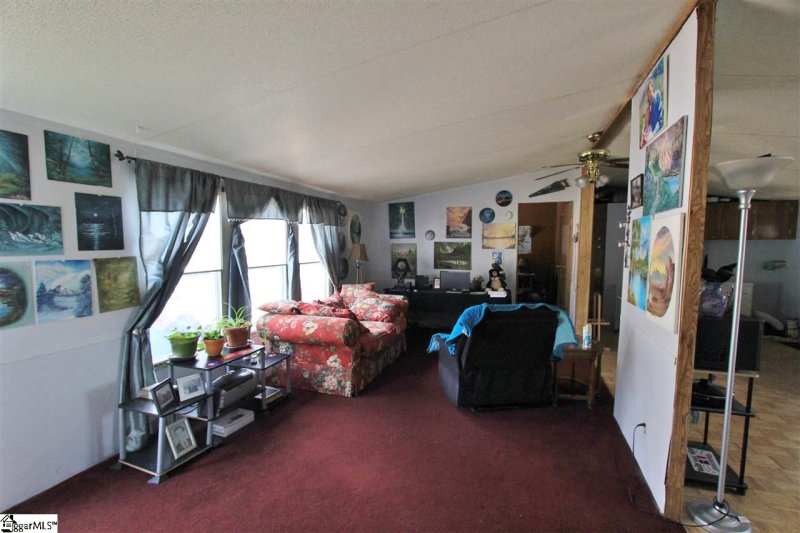 Property image 3 at 206 High Valley Boulevard, Greenville, SC 29605