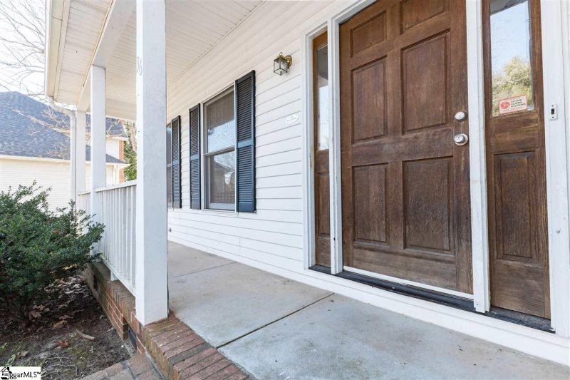 Property image 3 at 36 Oak Grove Lake Road, Greenville, SC 29615