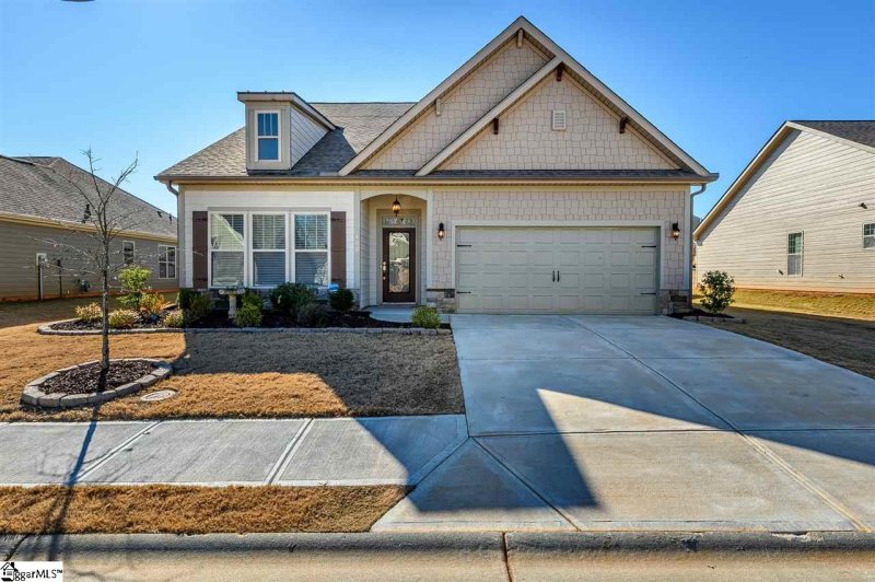 403 Woodland Oaks Court