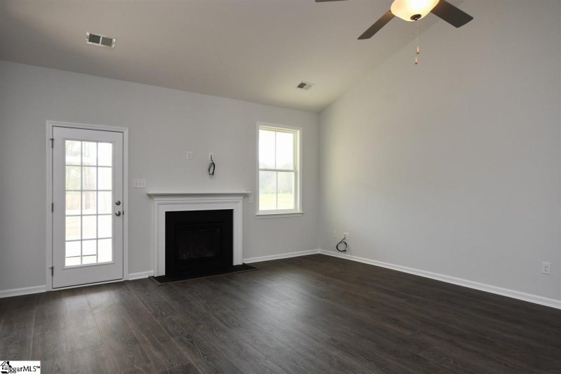 Property image 5 at 203 Arbor Woods Lane, Piedmont, SC 29673